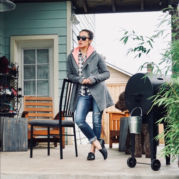 Lululemon Gray Awareness Wrap Jacket - Picture 1 of 6